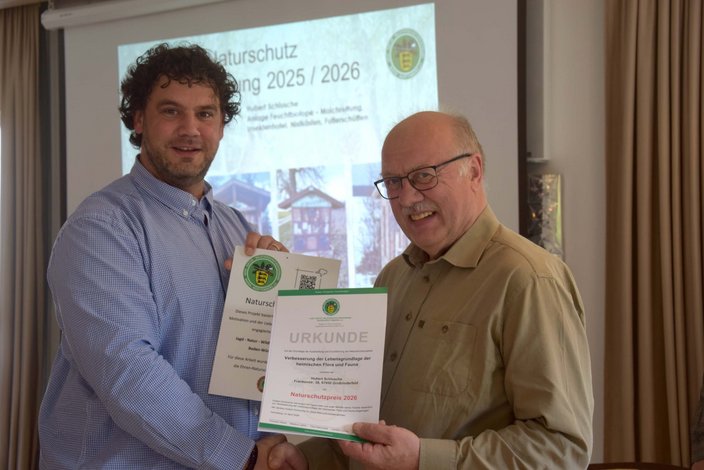 Hubert Schlusche erhält den 2. Preis beim Naturschutzpreis 2026 des JNWV